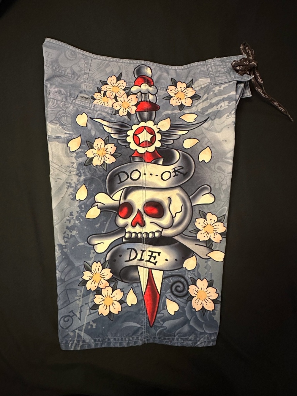 Ed Hardy Board Shorts Mens 32 Gray Skull Tattoo Print surf swim
